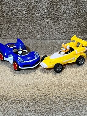 Sonic Transformed All-Stars Racing Action: Sonic Hedgehog Pull Back Car 2020 4”